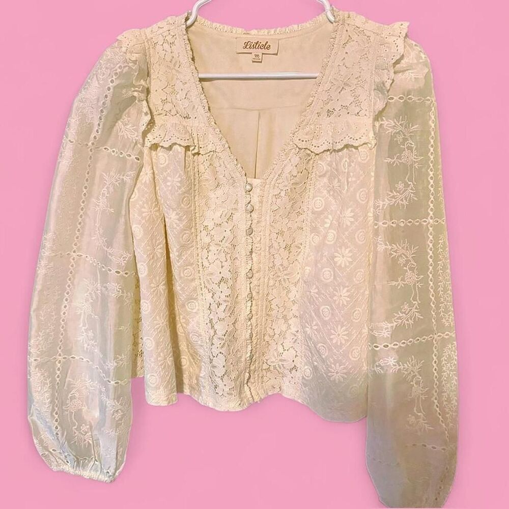 ✨ DREAMY Listicle Romantic Lace & Embroidered Blouse ✨